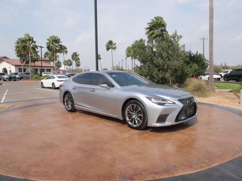 Used 2023 Lexus LS 500 w/ Interior Upgrade Package image 1