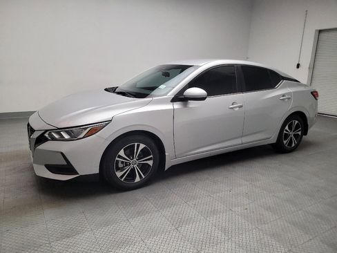 Used 2022 Nissan Sentra SV w/ Trunk Package image 2