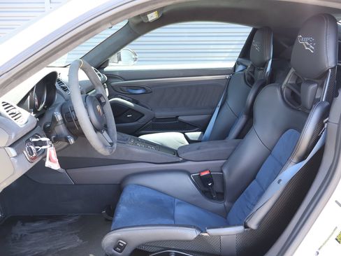 Certified 2023 Porsche 718 Cayman GT4 RS RWD image 5