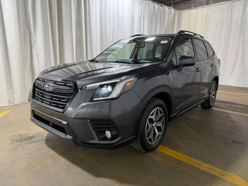Certified 2023 Subaru Forester Premium AWD/4WD image 10