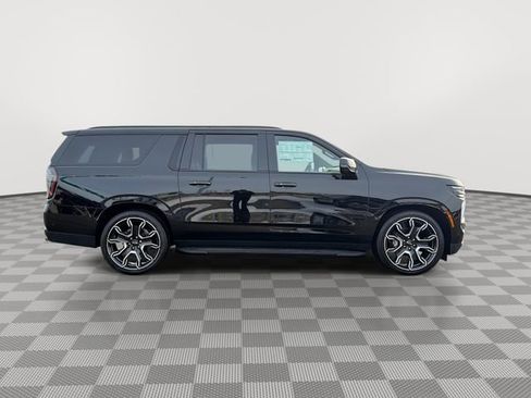 New 2026 Chevrolet Suburban RST w/ RST Capability Package image 16