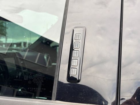 Used 2020 Ford F150 Lariat w/ Equipment Group 502A Luxury AWD/4WD image 5