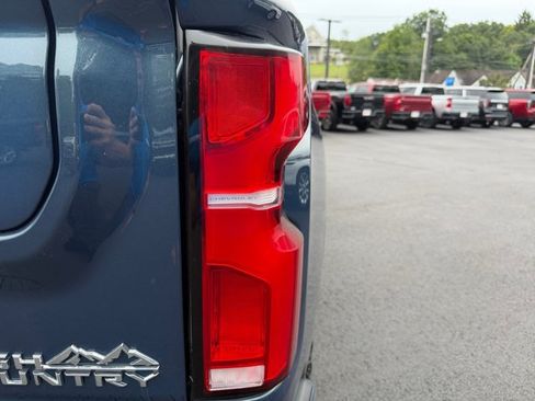 Certified 2025 Chevrolet Silverado 2500 High Country w/ Technology Package AWD/4WD image 16