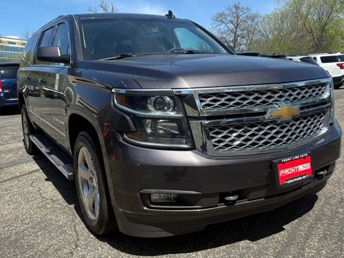 Used 2018 Chevrolet Suburban LT w/ LT Signature Package AWD/4WD image 13