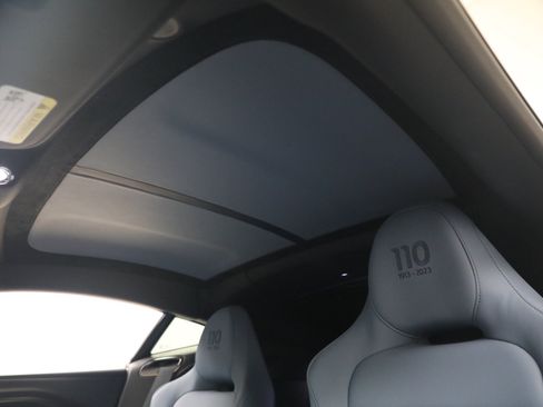 Used 2024 Aston Martin Valour RWD image 22