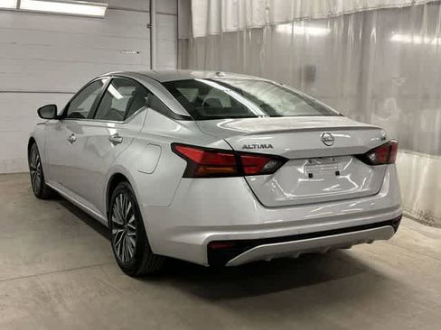 Used 2024 Nissan Altima 2.5 SV FWD image 27