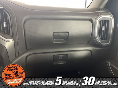 Used 2022 Chevrolet Silverado 2500 LTZ w/ LTZ Plus Package image 31