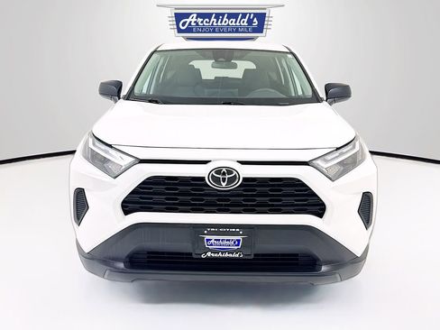 Used 2025 Toyota RAV4 LE image 2