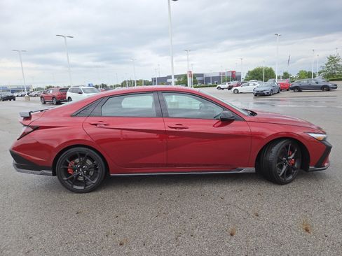 Used 2025 Hyundai Elantra N FWD image 18