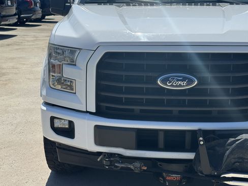 Used 2017 Ford F150 XLT w/ Equipment Group 302A Luxury AWD/4WD image 6