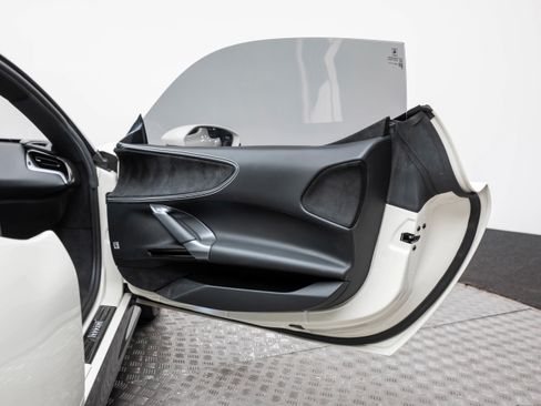 Certified 2024 Ferrari SF90 Stradale image 32