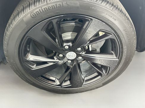 Used 2021 Buick Envision Preferred FWD image 11