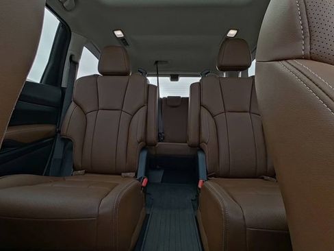 Used 2025 Subaru Ascent Touring w/ Popular Package #2 image 30