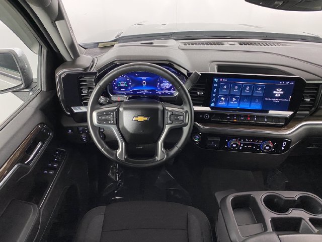 Certified 2024 Chevrolet Silverado 1500 LT AWD/4WD image 15