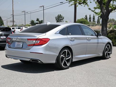 Used 2020 Honda Accord Sport image 4