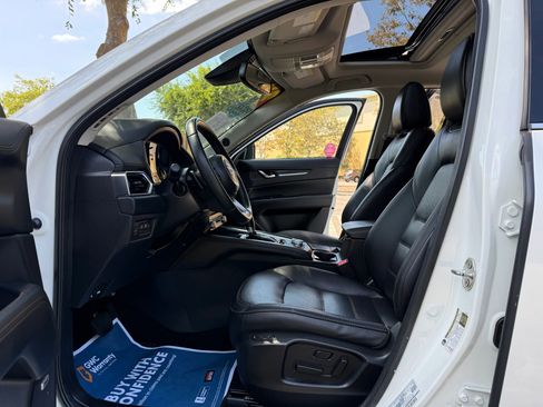 Used 2020 MAZDA CX-5 Touring image 22