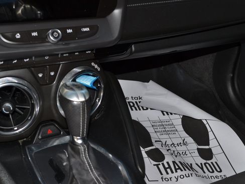 Used 2018 Chevrolet Camaro SS image 14