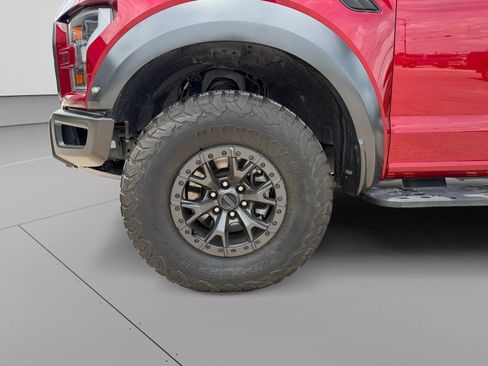 Used 2019 Ford F150 Raptor w/ Equipment Group 802A Luxury AWD/4WD image 9