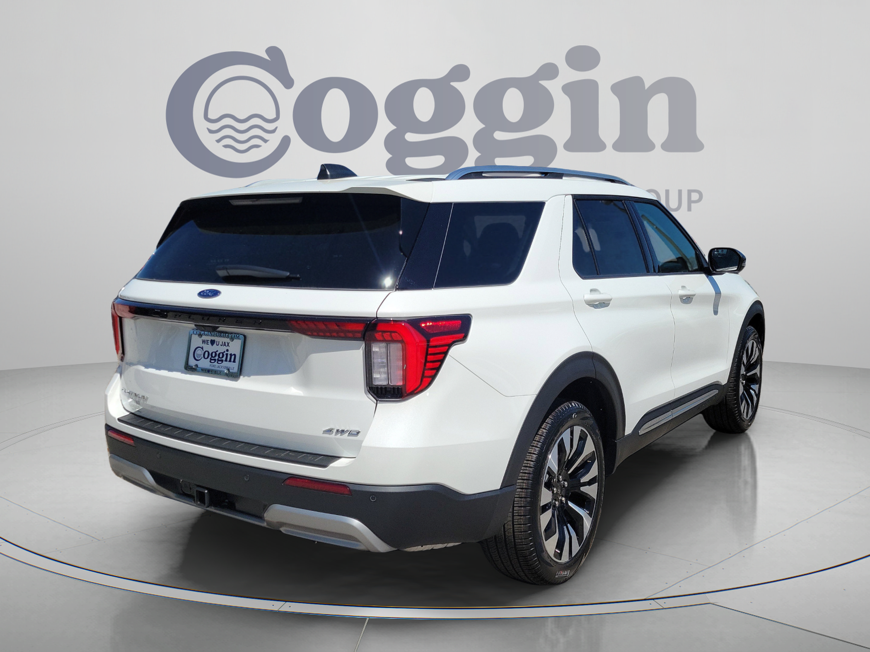 New 2026 Ford Explorer Platinum w/ LUX Leather Package AWD/4WD image 3