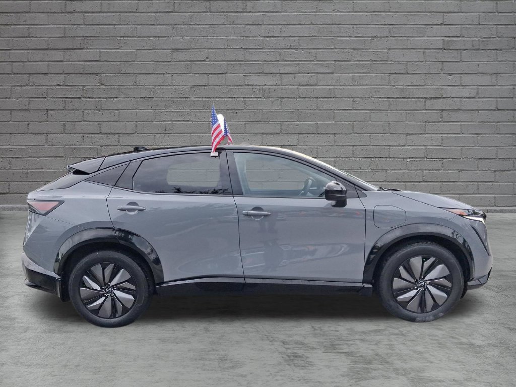 Used 2024 Nissan Ariya AWD image 11
