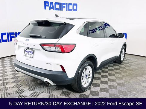 Used 2022 Ford Escape SE w/ Convenience Package image 8