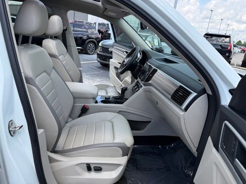 Used 2021 Volkswagen Atlas SEL Premium AWD/4WD image 19