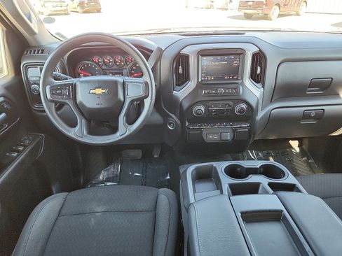 Used 2023 Chevrolet Silverado 1500 Custom image 10