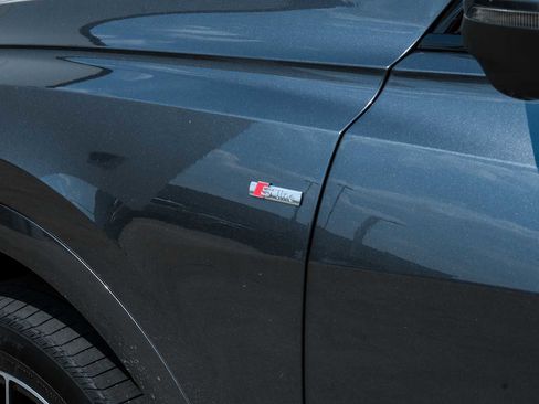 Used 2020 Audi Q8 Premium Plus w/ Premium Plus Package image 58