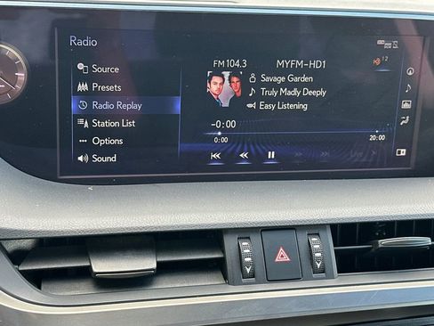 Used 2019 Lexus ES 350 image 17