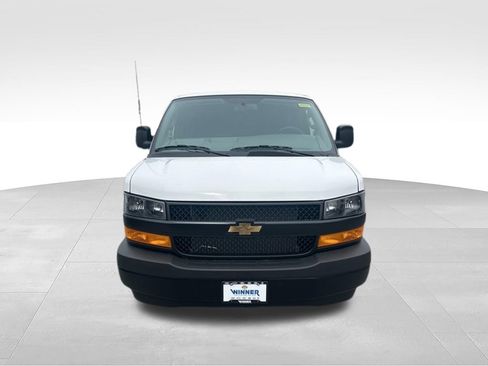 New 2026 Chevrolet Express 2500 Extended w/ Driver Convenience Package RWD image 8
