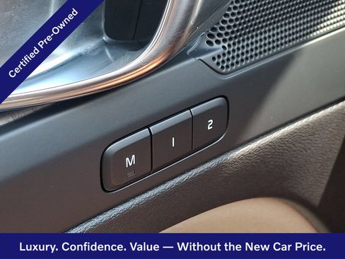 Certified 2023 Volvo XC40 B5 Plus w/ Climate Package AWD/4WD image 22