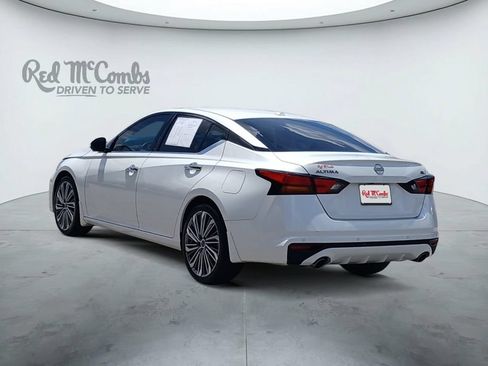 Used 2024 Nissan Altima 2.5 SL FWD image 3