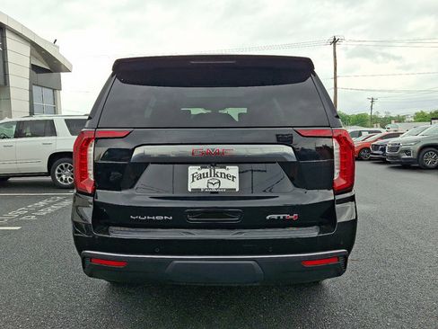 Used 2021 GMC Yukon AT4 w/ Rear Media and Nav Package AWD/4WD image 5