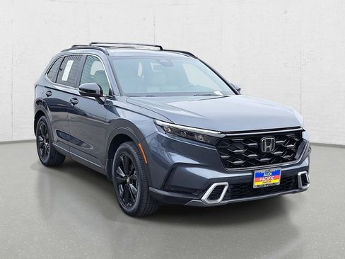 Used 2023 Honda CR-V Sport Touring image 3