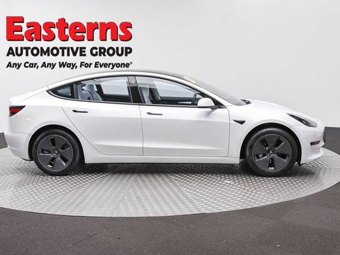 Used 2023 Tesla Model 3 Standard Range RWD image 4