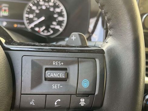 Used 2024 Nissan Pathfinder SL w/ SL Premium Package image 21