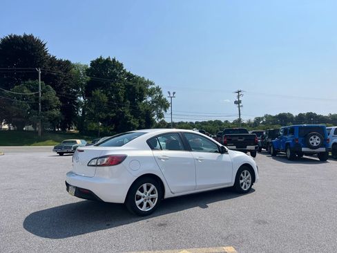 Used 2010 MAZDA MAZDA3 i Touring FWD image 27