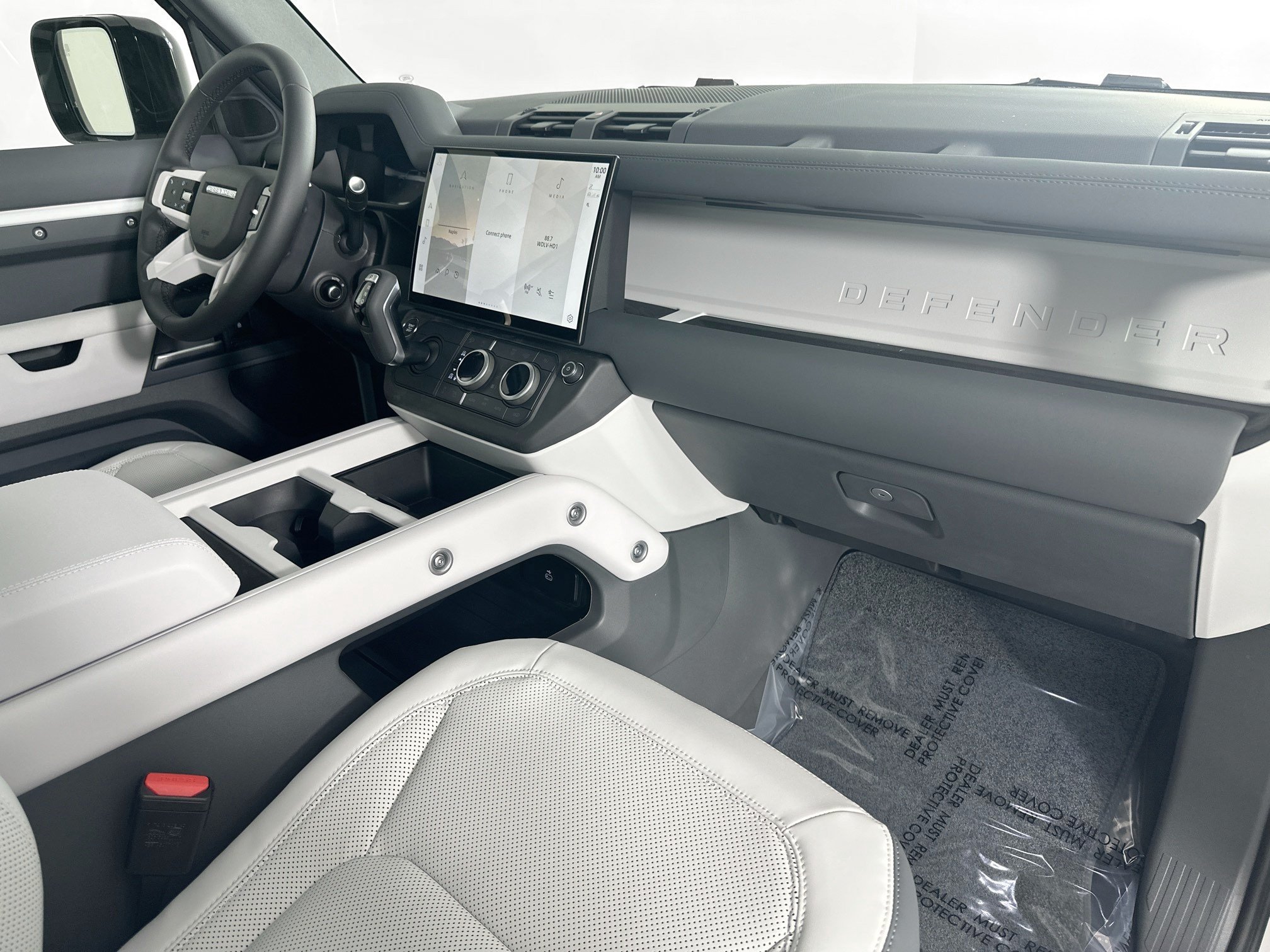Certified 2026 Land Rover Defender 110 S AWD/4WD image 27