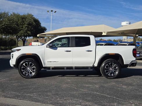 Certified 2024 GMC Canyon Denali image 5