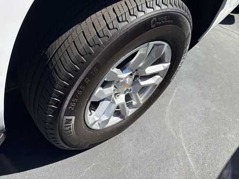 Used 2025 Chevrolet Tahoe LT image 11