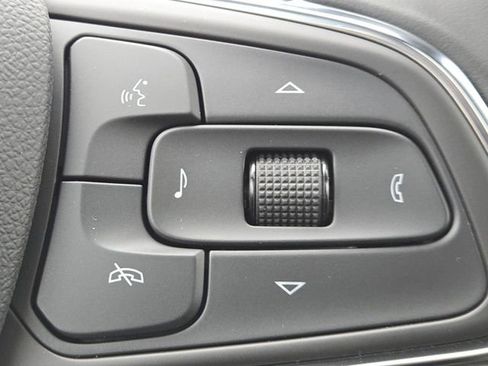New 2026 Buick Envista Sport Touring w/ Convenience I Package FWD image 7
