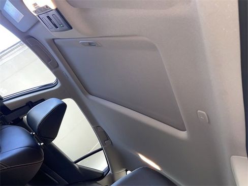 Certified 2024 Nissan Altima 2.0 SR image 23