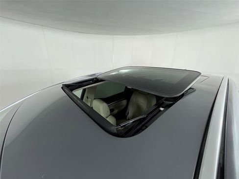 Used 2021 Buick Enclave Essence w/ Sound and Sites Package image 12