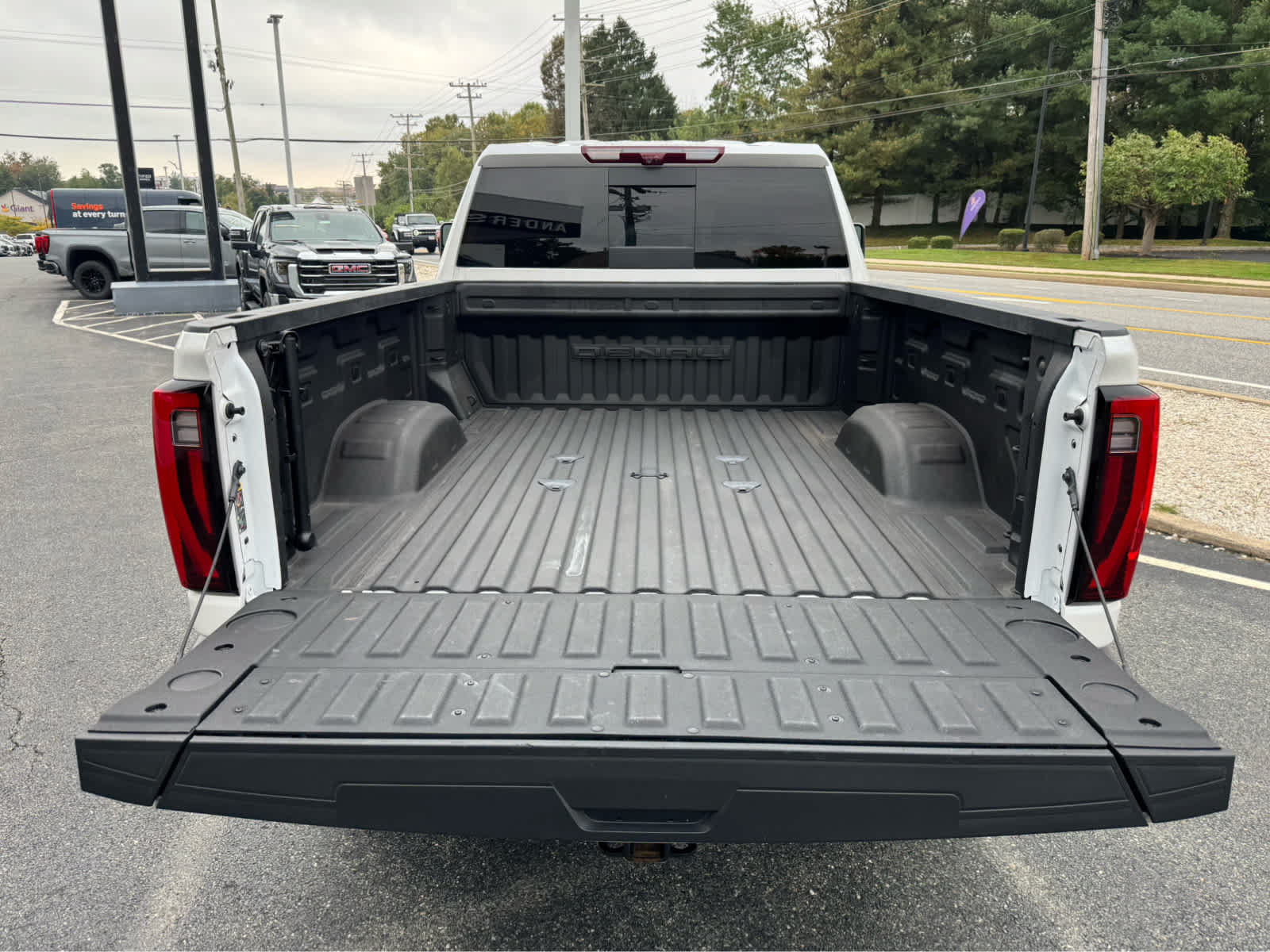 Used 2024 GMC Sierra 2500 Denali Ultimate w/ Max Trailering Package AWD/4WD image 5