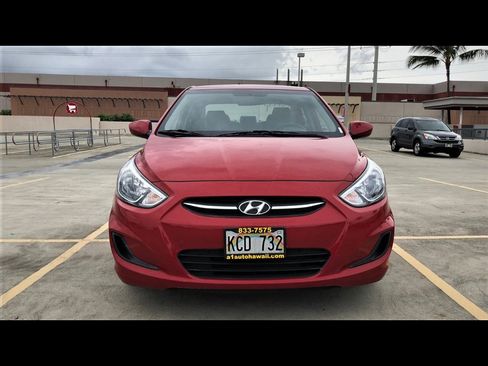 Used 2015 Hyundai Accent GLS FWD image 2