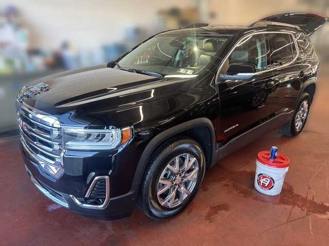 Certified 2021 GMC Acadia SLT w/ Premium Package AWD/4WD image 1