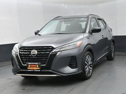 Used 2024 Nissan Kicks SR