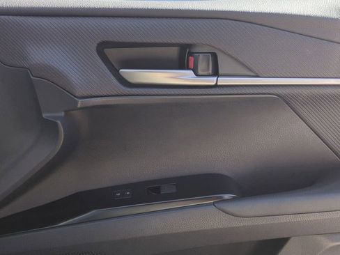Used 2025 Toyota Camry SE FWD image 34
