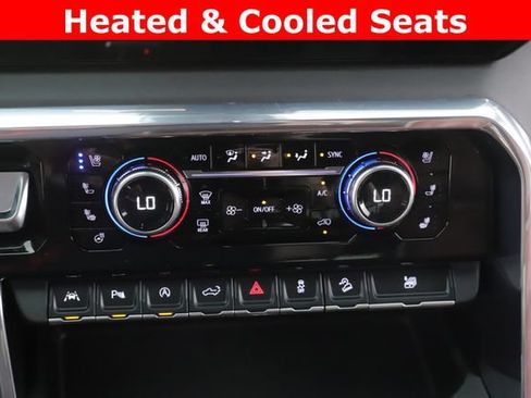 Used 2024 GMC Sierra 1500 Denali Ultimate AWD/4WD image 4