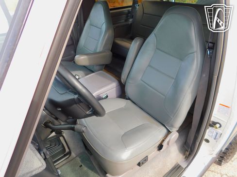 Used 1995 Ford Bronco XLT AWD/4WD image 10